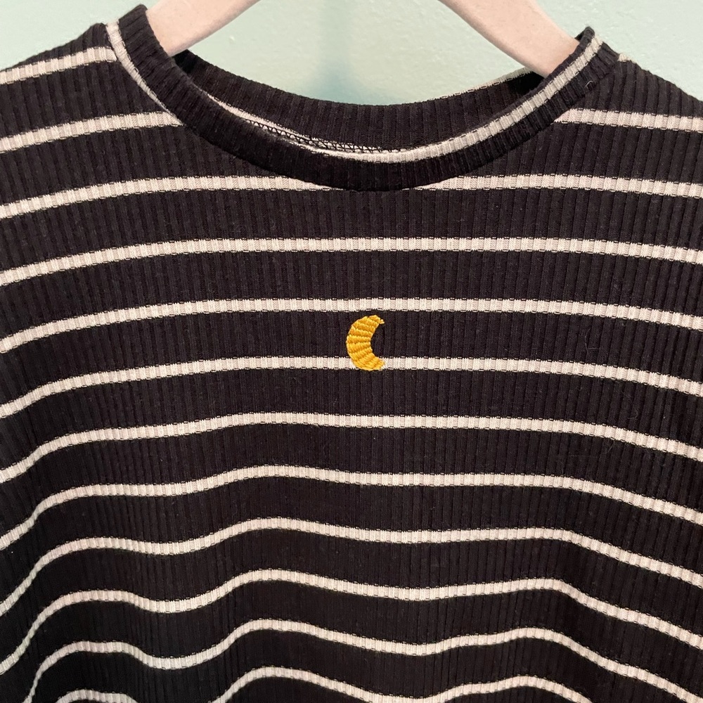Zara Embroidered Striped Ribbed T-shirt - Picture 2 of 6